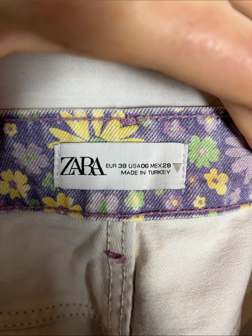 Zara Purple and Floral Pastel Cotton Button Fly Shorts - Picture 5 of 6